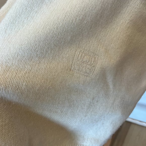 TOTEME Off-White Knit Monogram Sweater Size XS - Picture 5 of 11